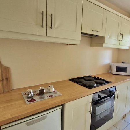 Glen Abhainn Standard Budget Accommodation Athlone Bagian luar foto