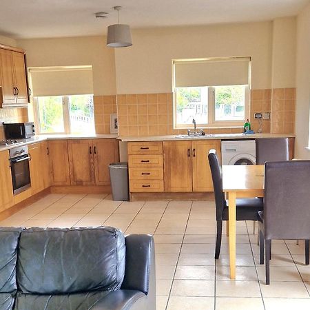 Glen Abhainn Standard Budget Accommodation Athlone Bagian luar foto