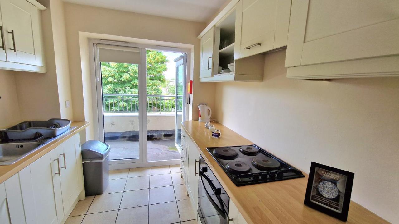 Glen Abhainn Standard Budget Accommodation Athlone Bagian luar foto