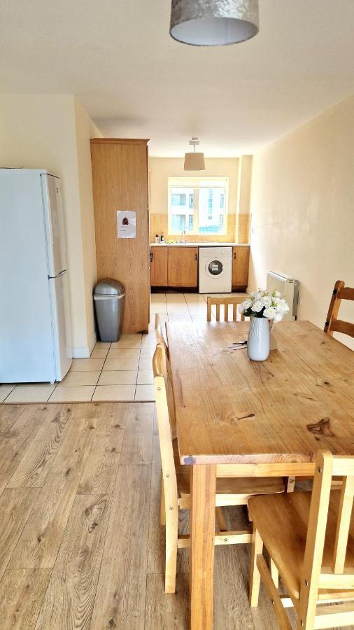 Glen Abhainn Standard Budget Accommodation Athlone Bagian luar foto